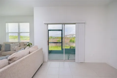 10059 Trumpet Honeysuckle Way San Antonio FL 33576