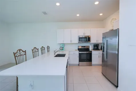 10059 Trumpet Honeysuckle Way San Antonio FL 33576