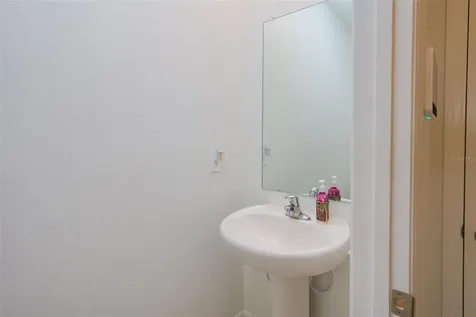 10059 Trumpet Honeysuckle Way San Antonio FL 33576
