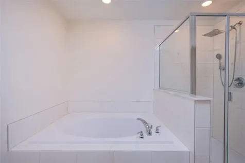 10059 Trumpet Honeysuckle Way San Antonio FL 33576