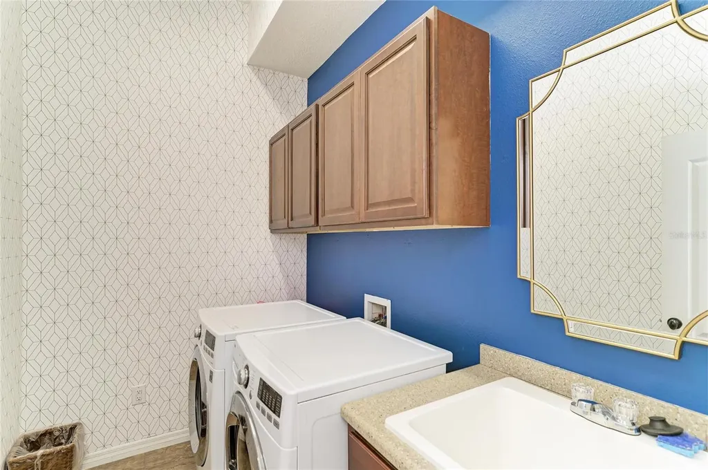 8438 Webber Road Sarasota FL 34240
