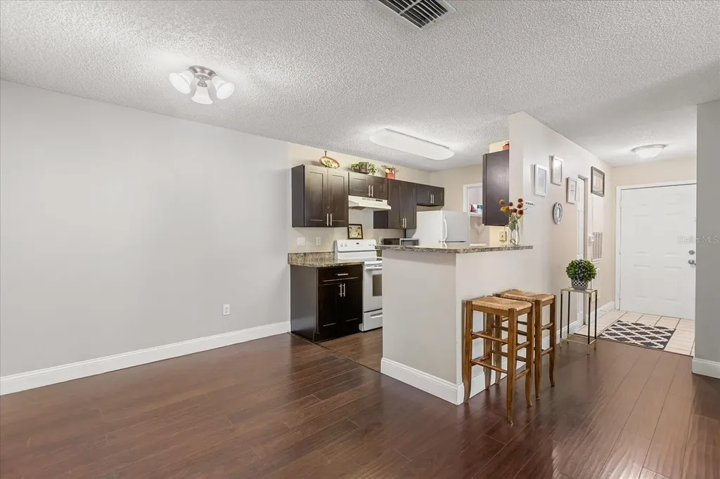 2501 Grassy Point Drive Lake Mary FL 32746