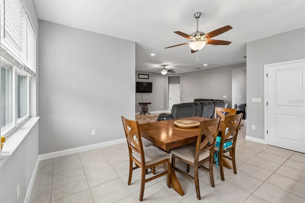 1084 Cavender Creek Road Minneola FL 34715