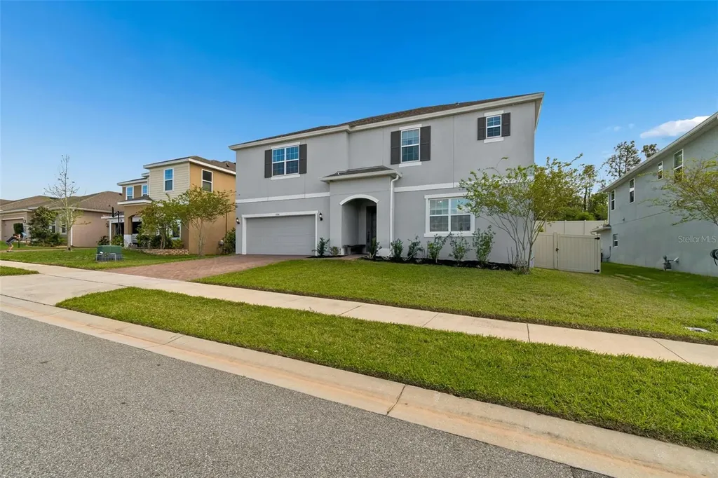 1084 Cavender Creek Road Minneola FL 34715