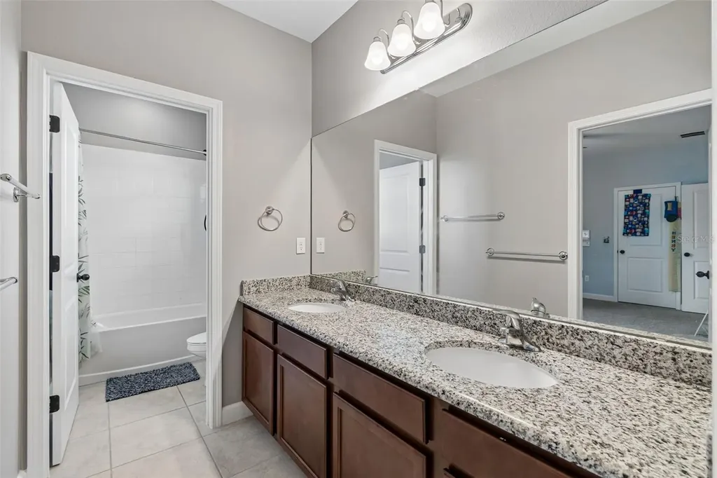 1084 Cavender Creek Road Minneola FL 34715