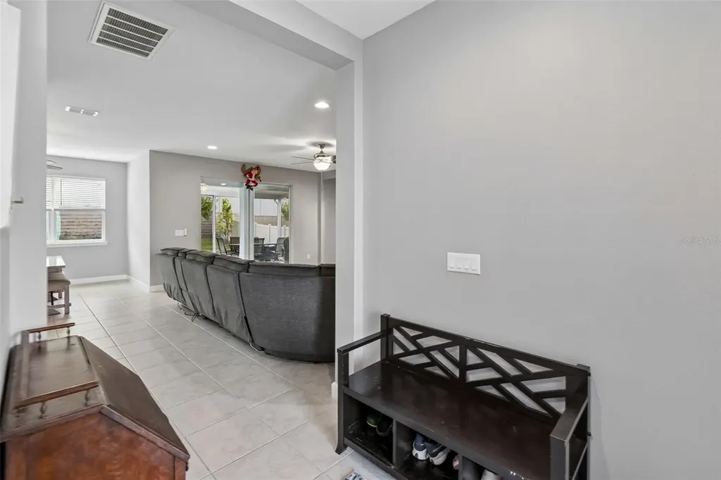 1084 Cavender Creek Road Minneola FL 34715