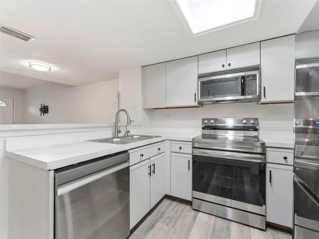 2155 Fox Chase Boulevard Palm Harbor FL 34683