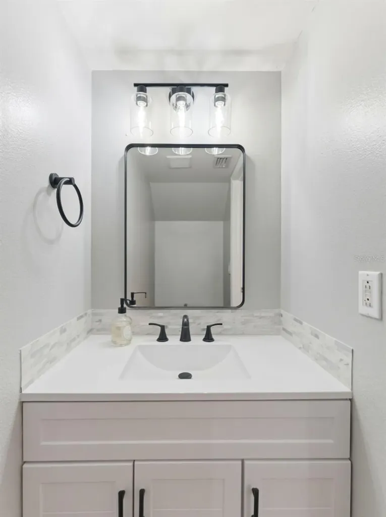 2155 Fox Chase Boulevard Palm Harbor FL 34683