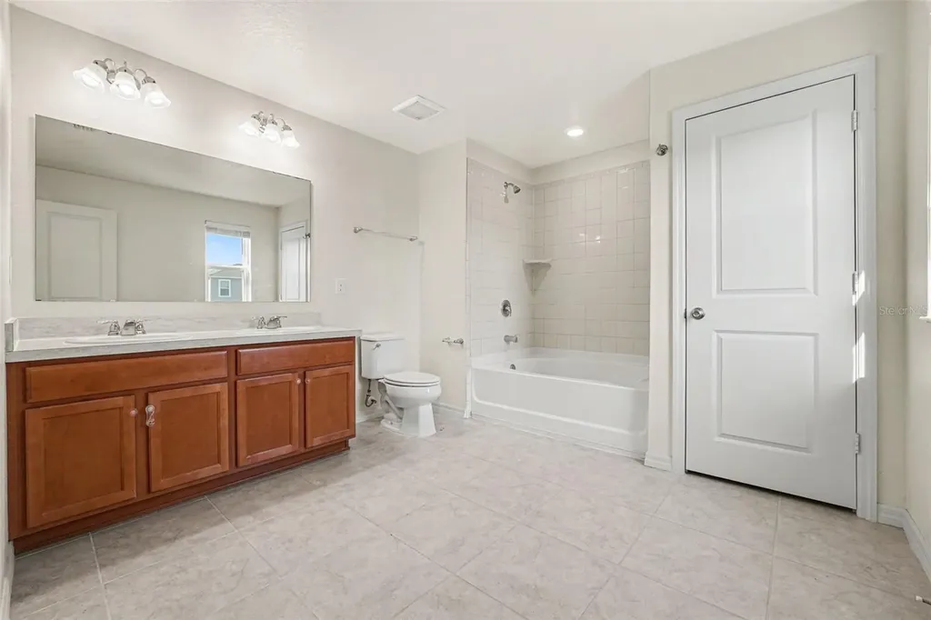 2312 Biscotto Circle Davenport FL 33897