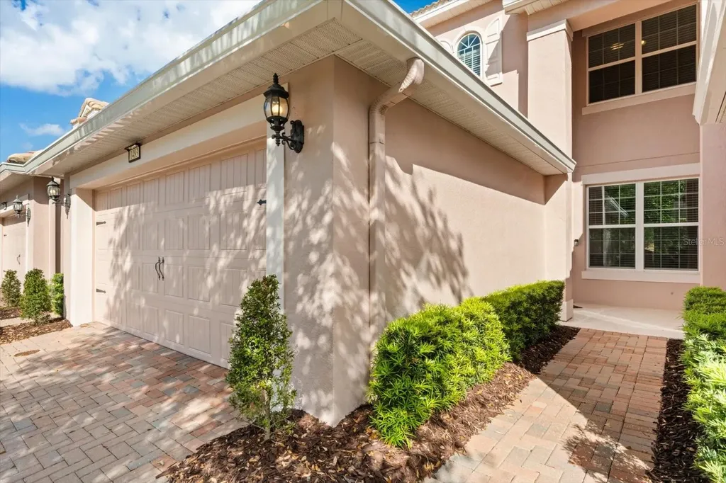 1483 El Conte Drive Davenport FL 33896