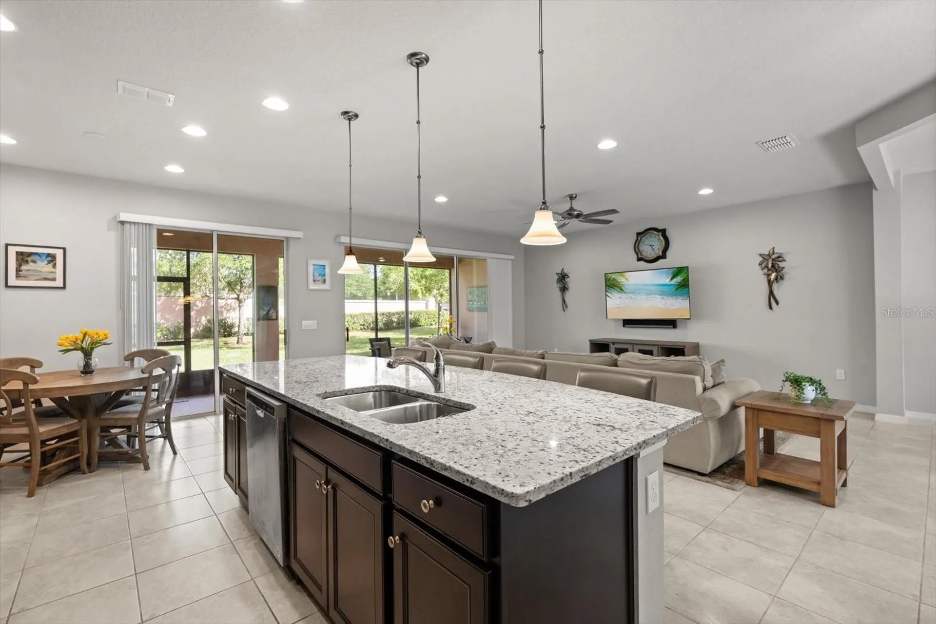 1483 El Conte Drive Davenport FL 33896