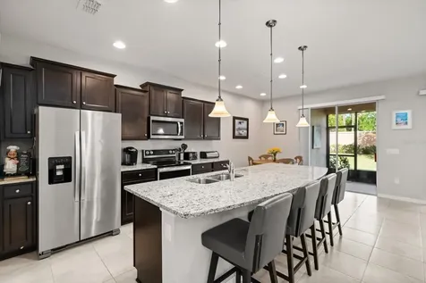 1483 El Conte Drive Davenport FL 33896