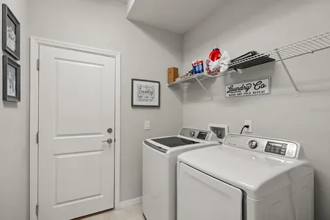 1483 El Conte Drive Davenport FL 33896