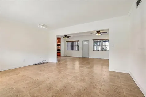 215 S West Shore Boulevard Tampa FL 33609