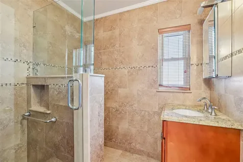 215 S West Shore Boulevard Tampa FL 33609