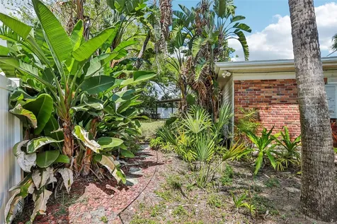 215 S West Shore Boulevard Tampa FL 33609