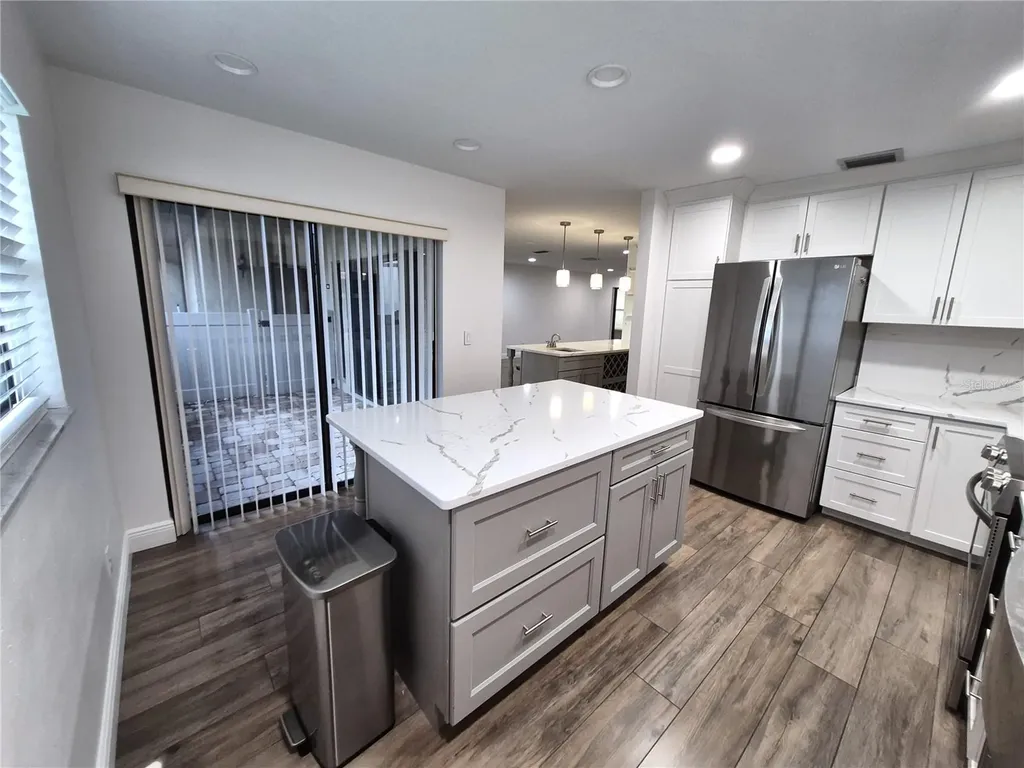 160 Joanne Place Oldsmar FL 34677