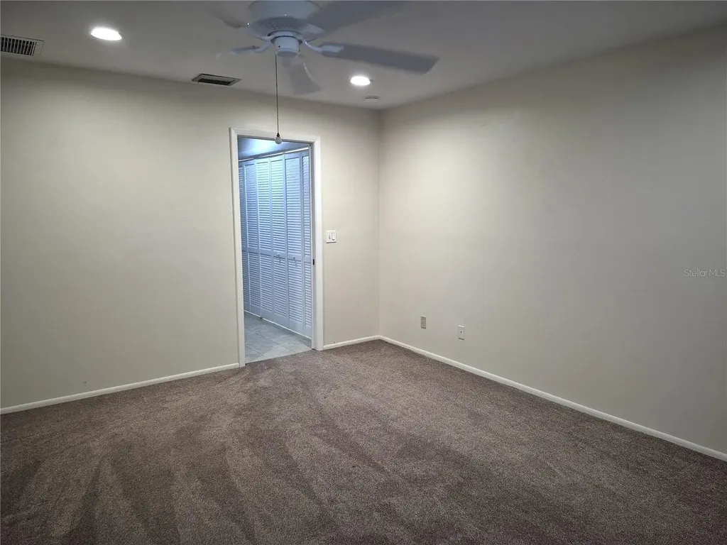 160 Joanne Place Oldsmar FL 34677