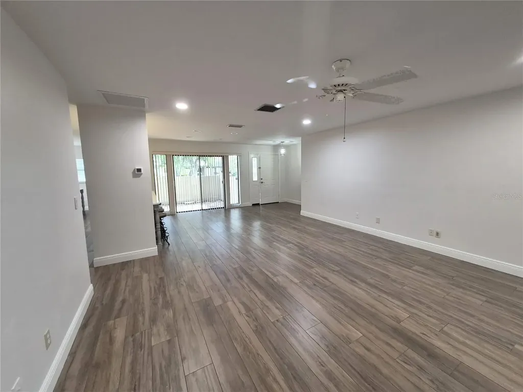 160 Joanne Place Oldsmar FL 34677