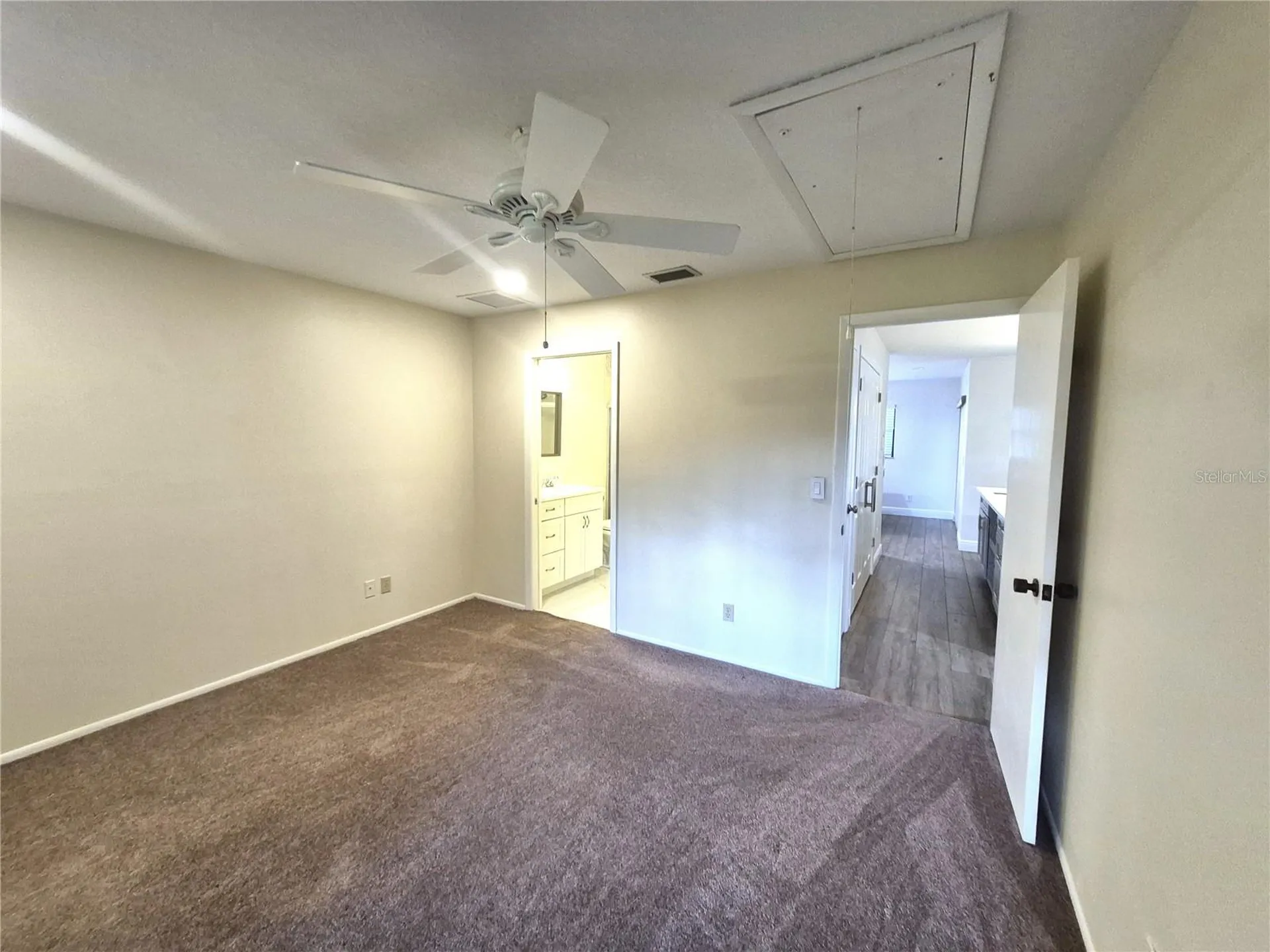 160 Joanne Place Oldsmar FL 34677