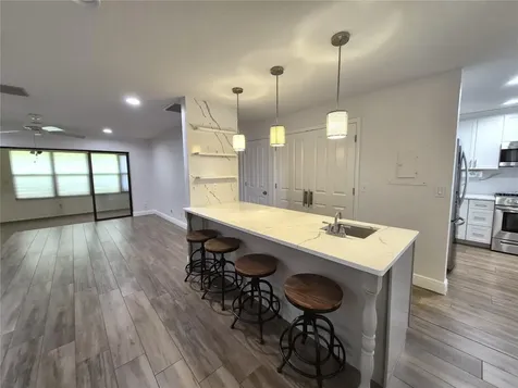 160 Joanne Place Oldsmar FL 34677