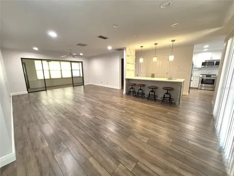 160 Joanne Place Oldsmar FL 34677