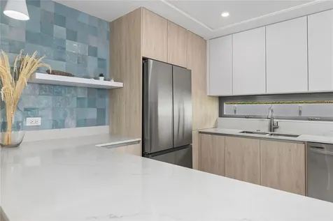 52 Capri Street San Juan PR 00926