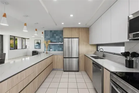 52 Capri Street San Juan PR 00926