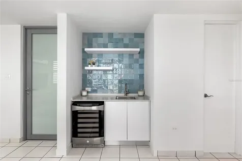52 Capri Street San Juan PR 00926