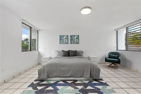 52 Capri Street San Juan PR 00926