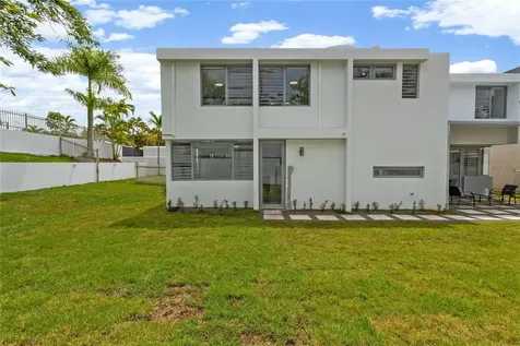 52 Capri Street San Juan PR 00926