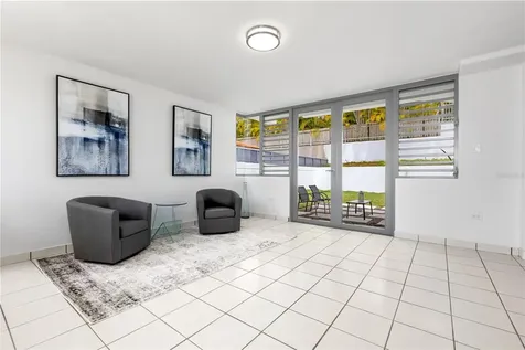 52 Capri Street San Juan PR 00926
