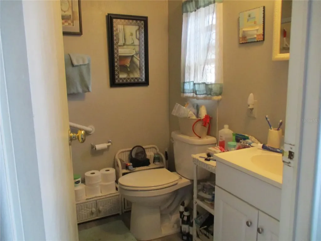 5208 5th B Street E Bradenton FL 34203