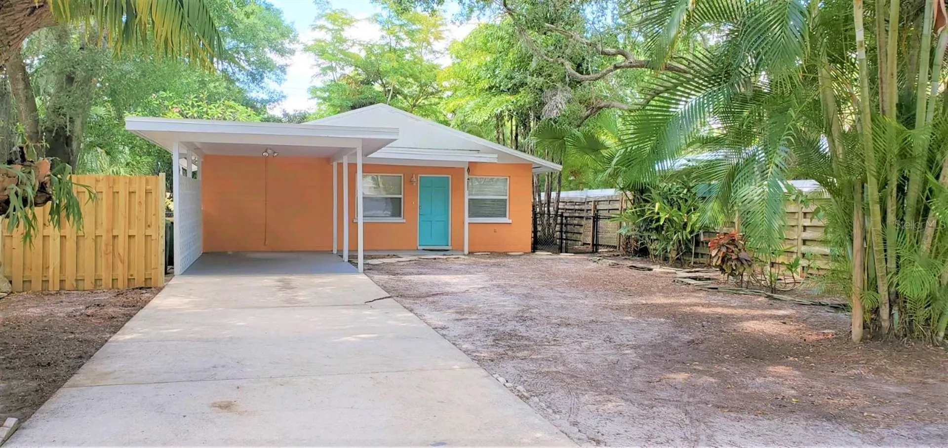 2541 Floyd Street Sarasota FL 34239