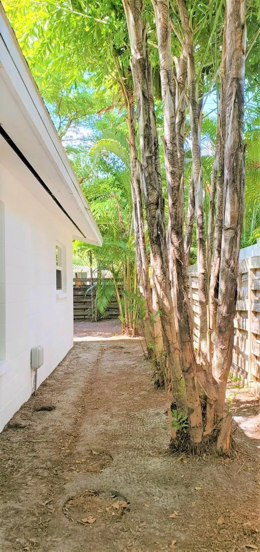 2541 Floyd Street Sarasota FL 34239