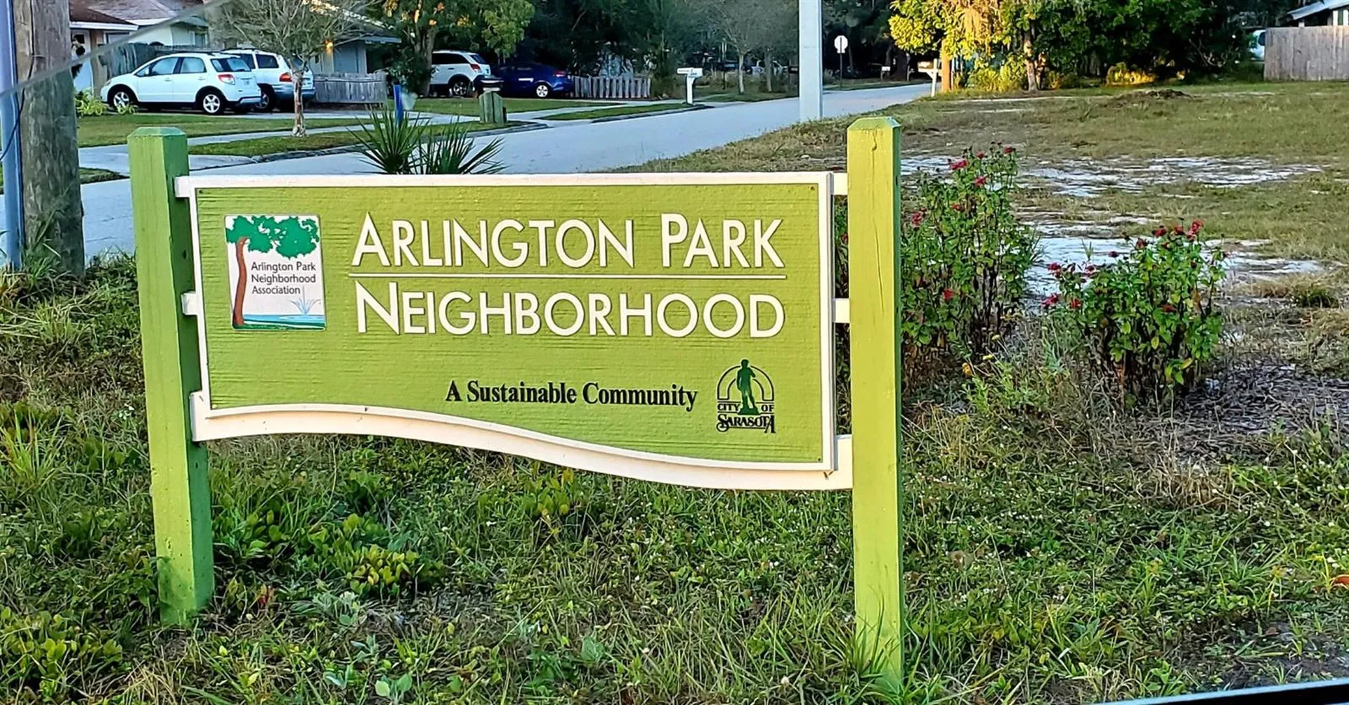 2541 Floyd Street Sarasota FL 34239
