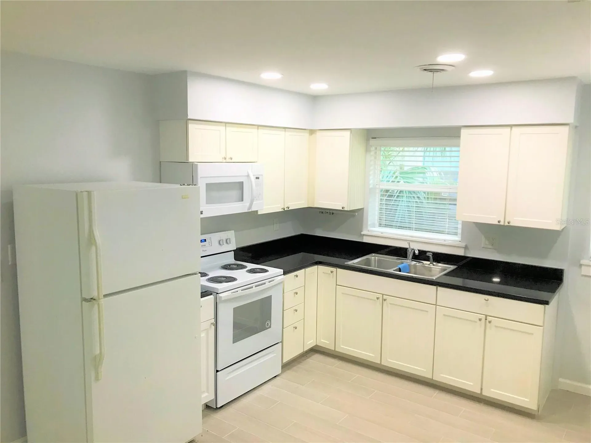 2541 Floyd Street Sarasota FL 34239