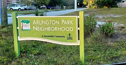 2541 Floyd Street Sarasota FL 34239