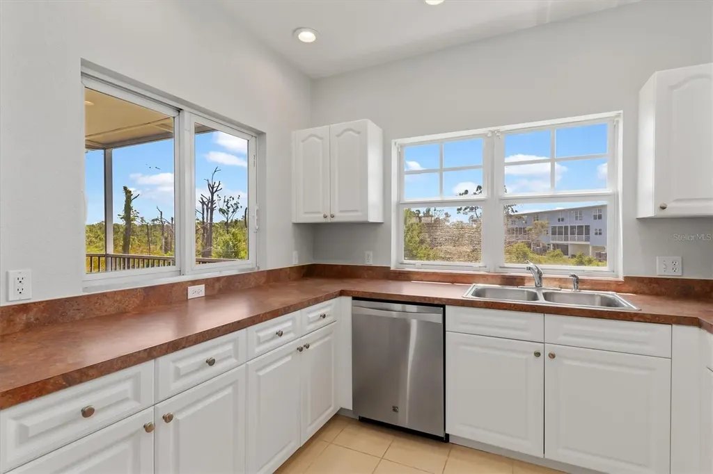 3923 Cape Haze Drive Rotonda West FL 33947