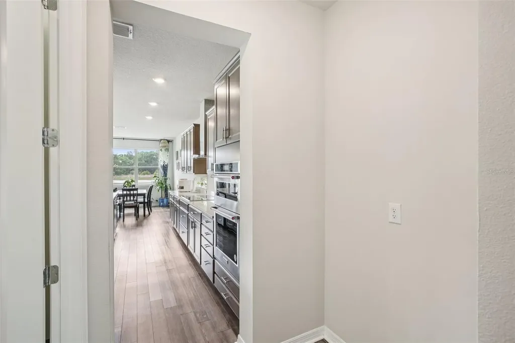11032 Sundrift Drive Tampa FL 33647