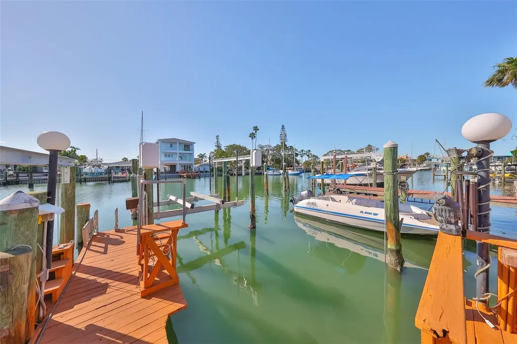 508 129th Avenue E Madeira Beach FL 33708