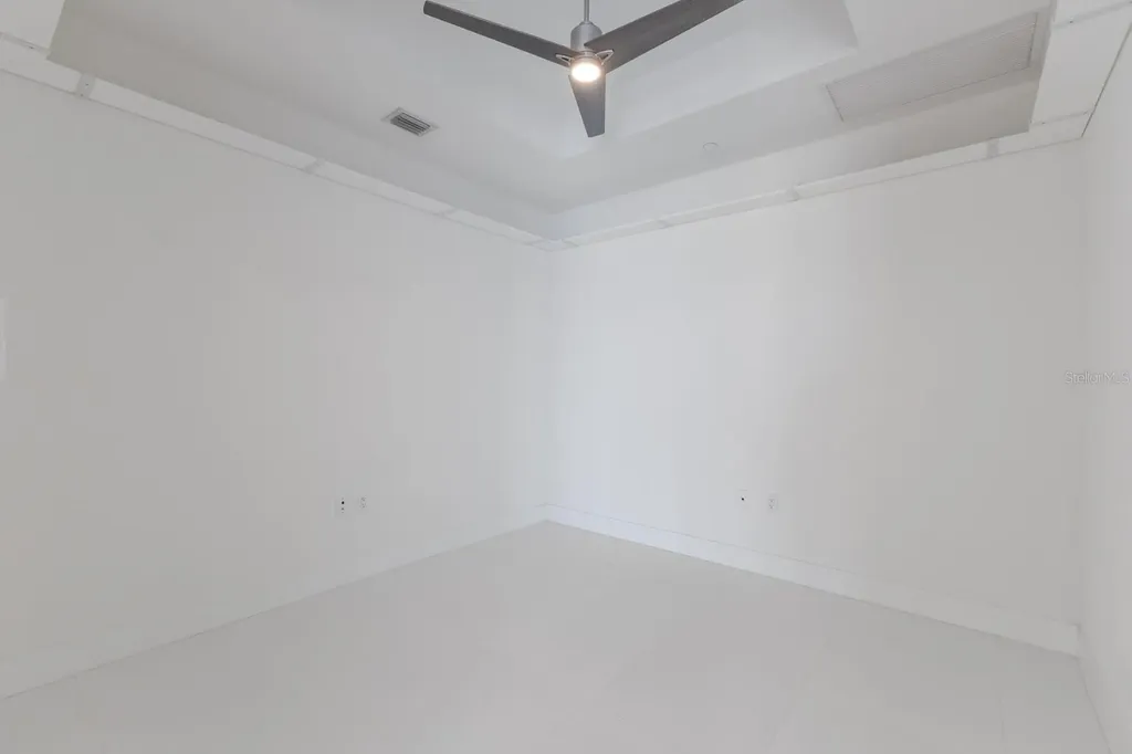 111 S Pineapple Avenue Sarasota FL 34236