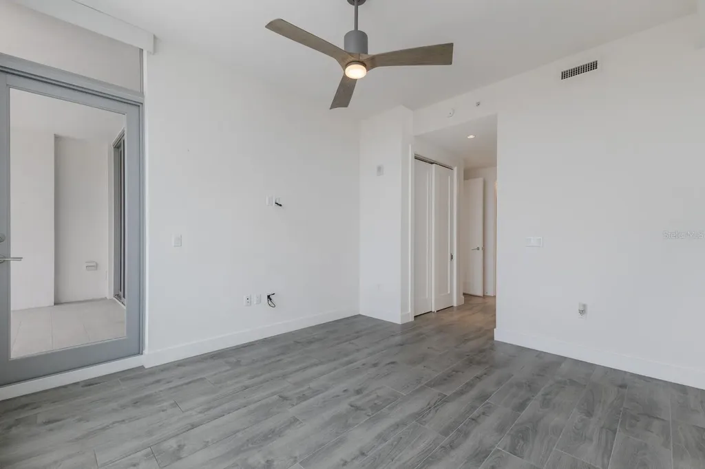 111 S Pineapple Avenue Sarasota FL 34236