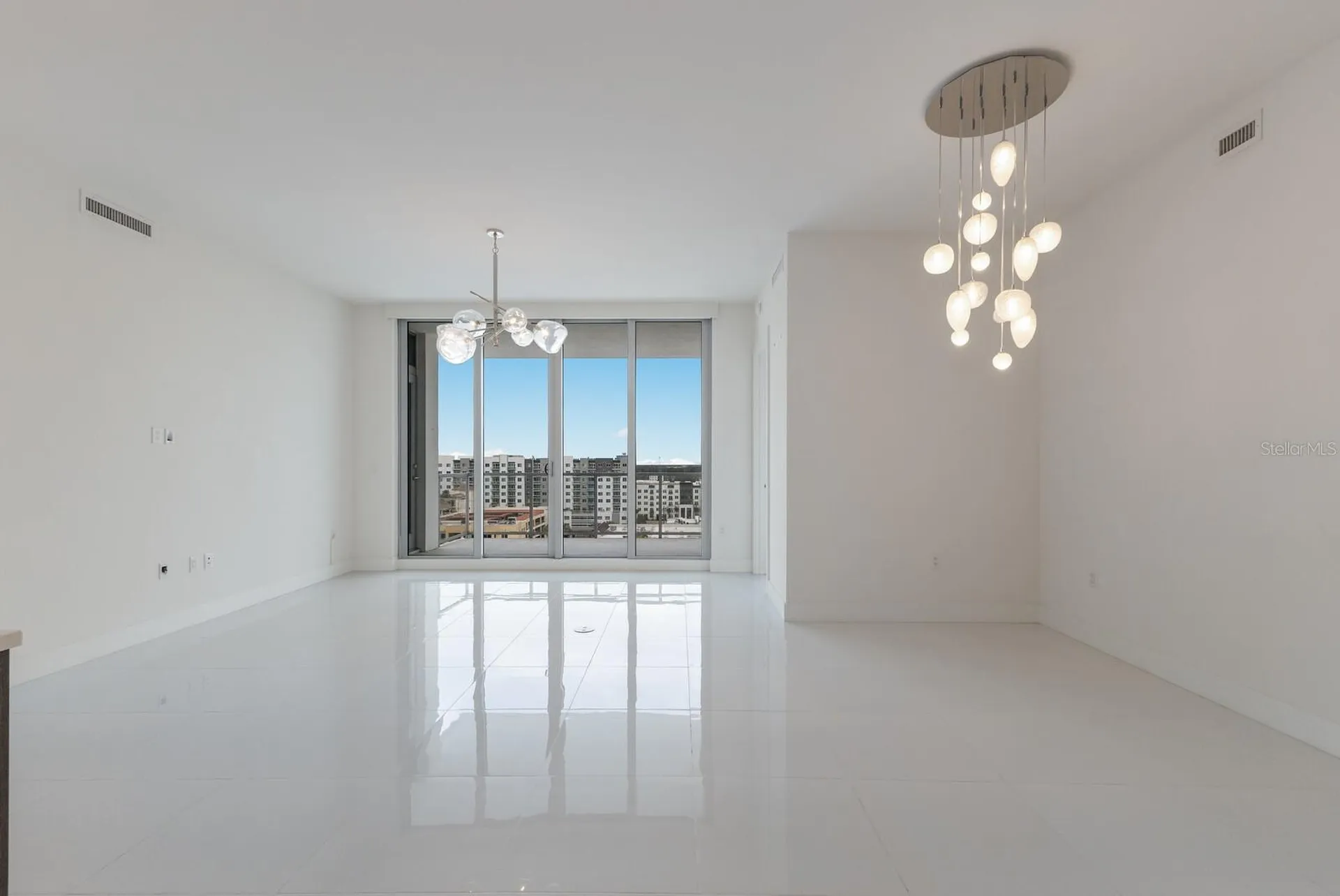 111 S Pineapple Avenue Sarasota FL 34236