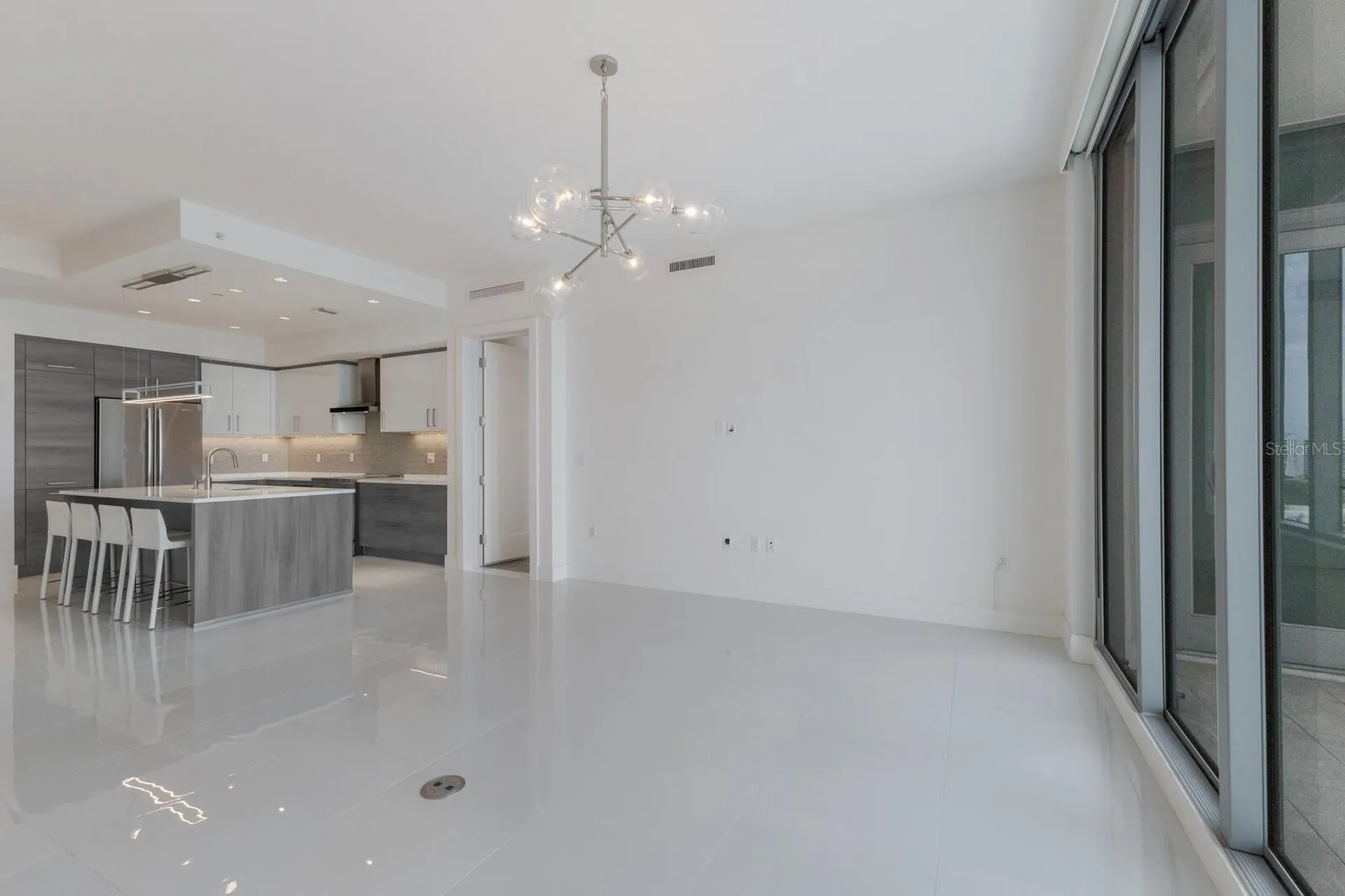 111 S Pineapple Avenue Sarasota FL 34236