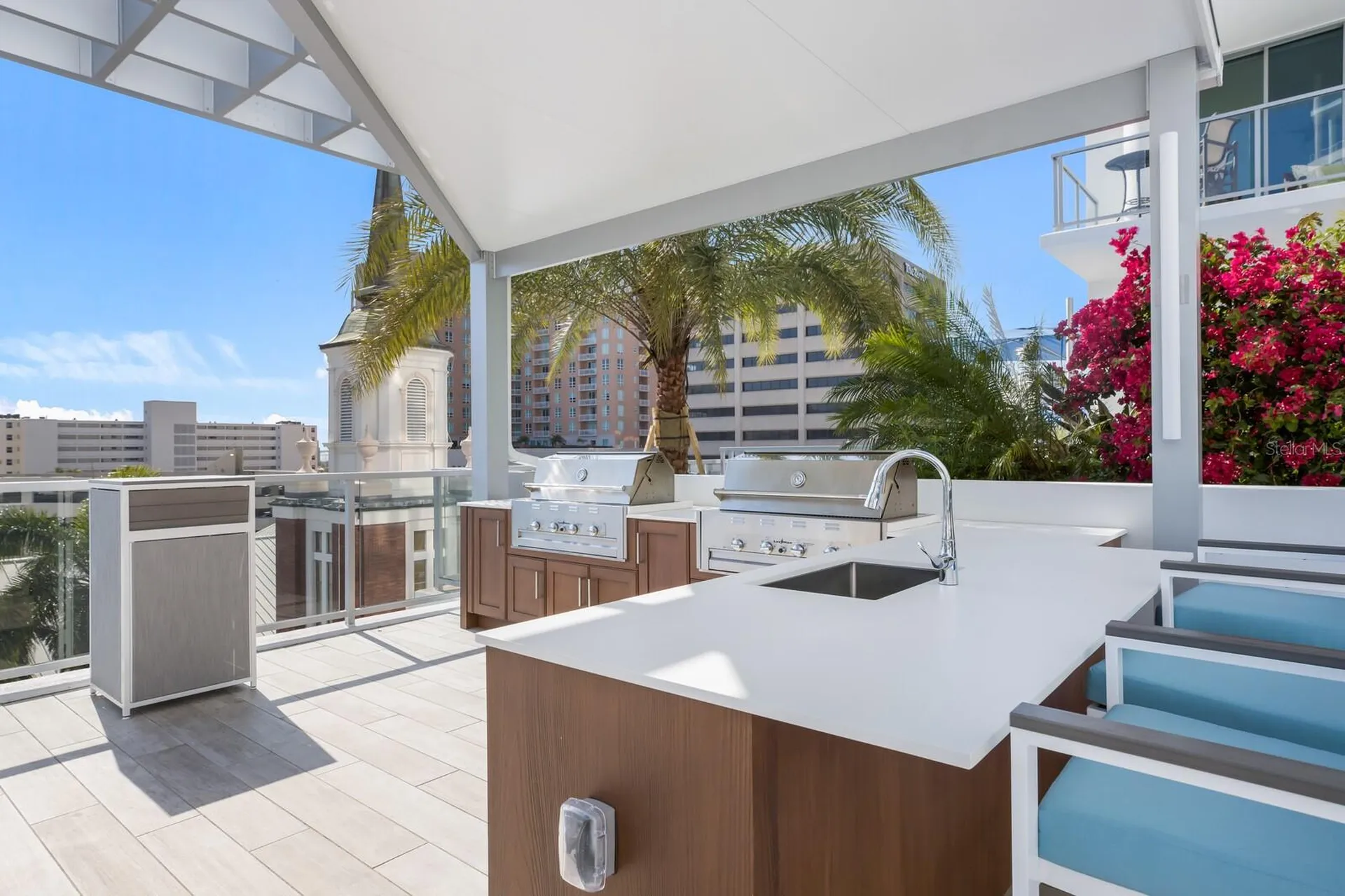 111 S Pineapple Avenue Sarasota FL 34236