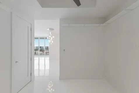 111 S Pineapple Avenue Sarasota FL 34236