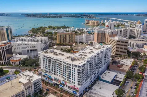 111 S Pineapple Avenue Sarasota FL 34236