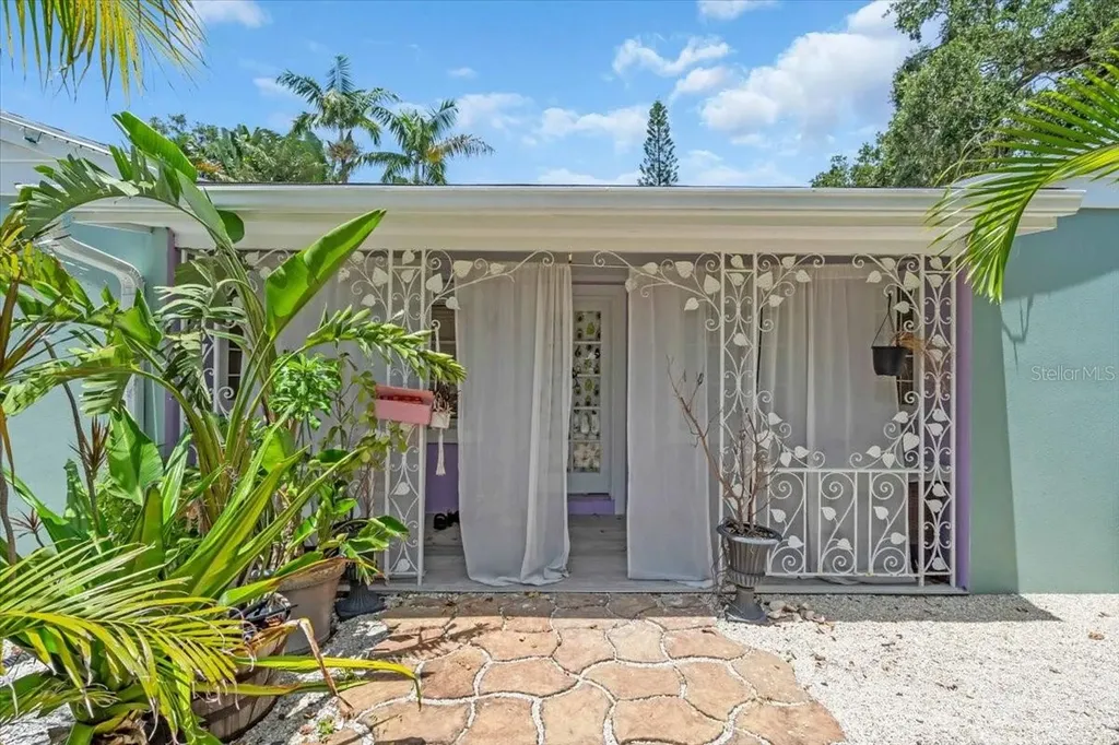 1761 Siesta Dr & 1760 Wisconsin Lane Sarasota FL 34239