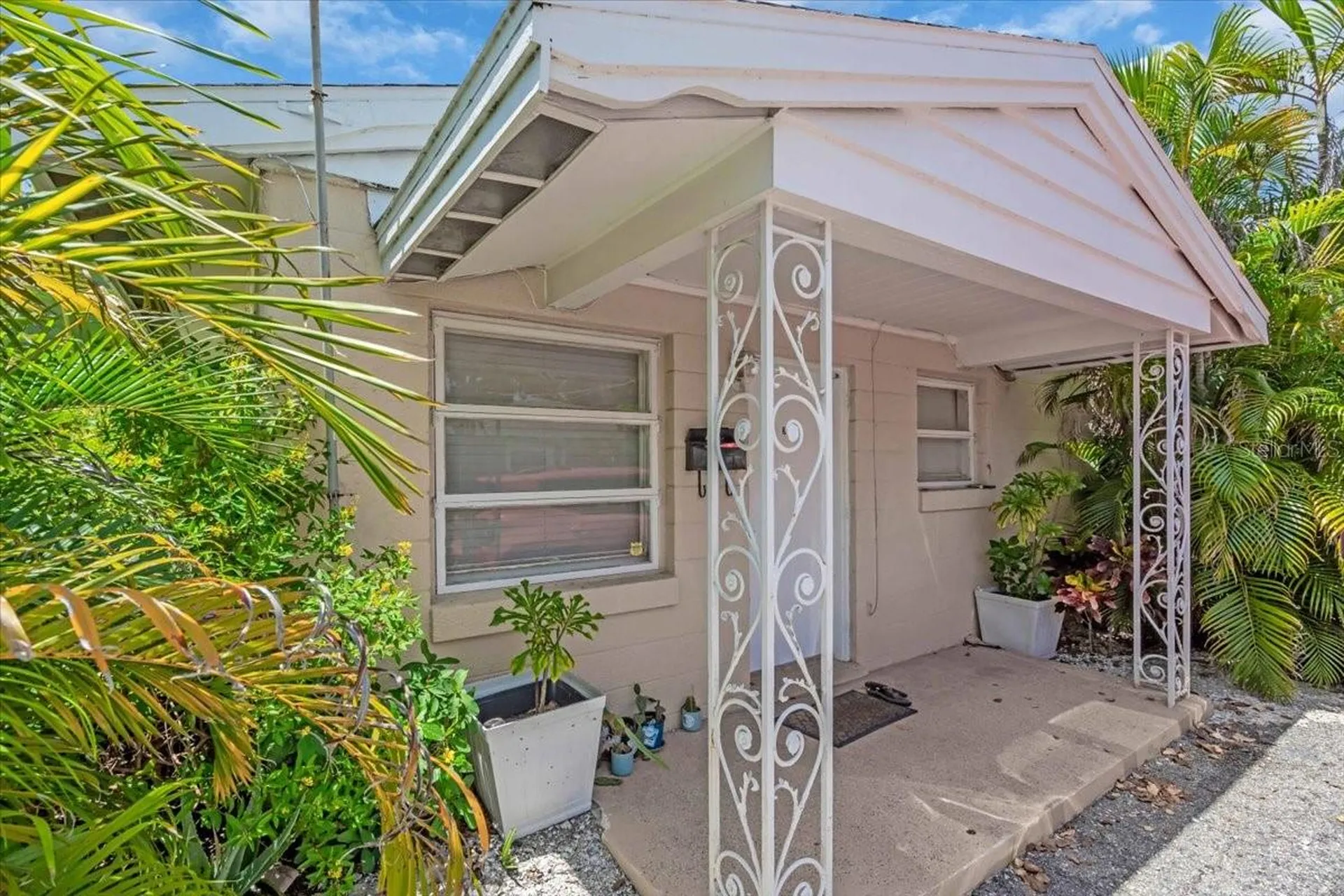 1761 Siesta Dr & 1760 Wisconsin Lane Sarasota FL 34239